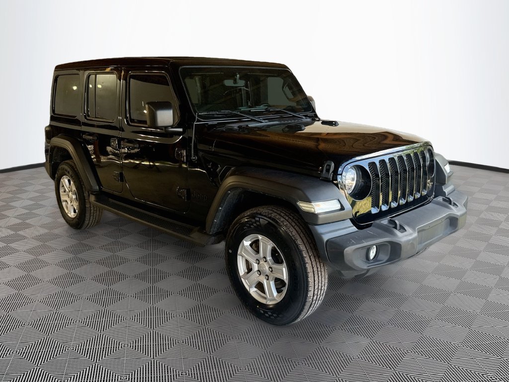 Certified 2022 Jeep Wrangler Unlimited Sport w/ Sun And Sound Package AWD/4WD image 4