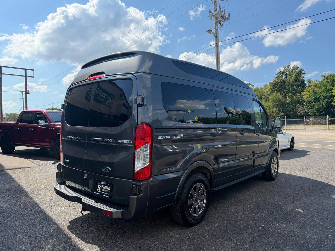 Used 2019 Ford Transit 150 130 Low Roof w/ Exterior Upgrade Package RWD image 5
