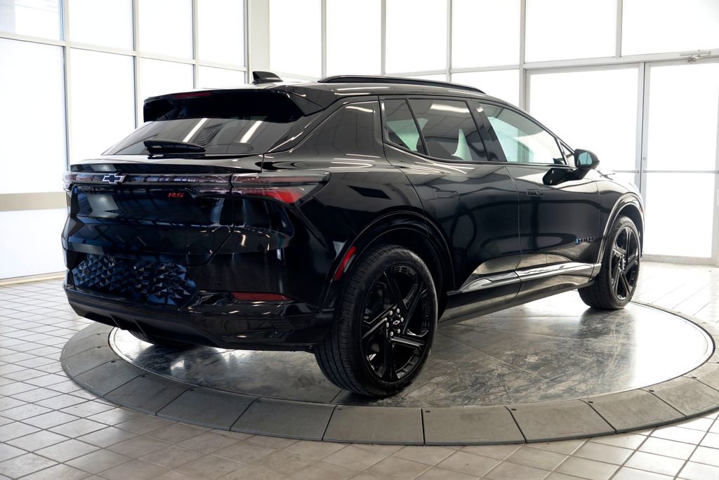 Used 2024 Chevrolet Equinox EV RS image 8