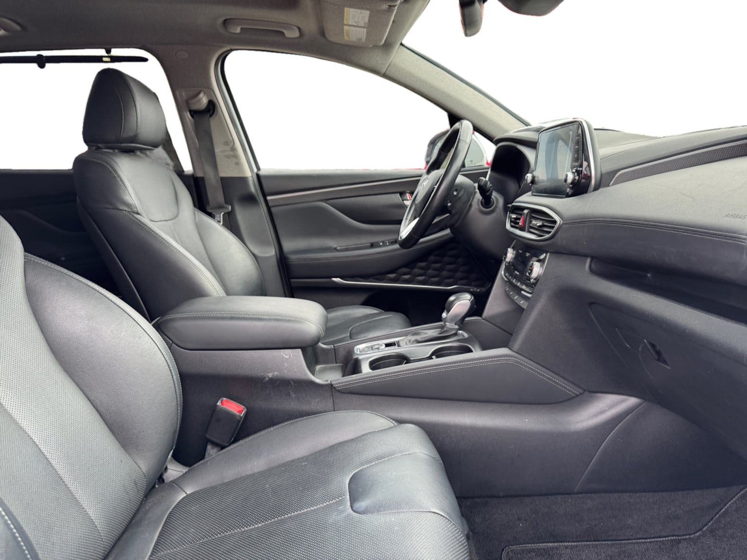 Used 2019 Hyundai Santa Fe FWD image 17