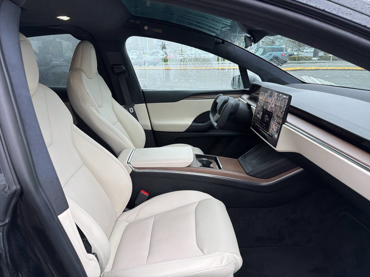 Used 2022 Tesla Model X image 17