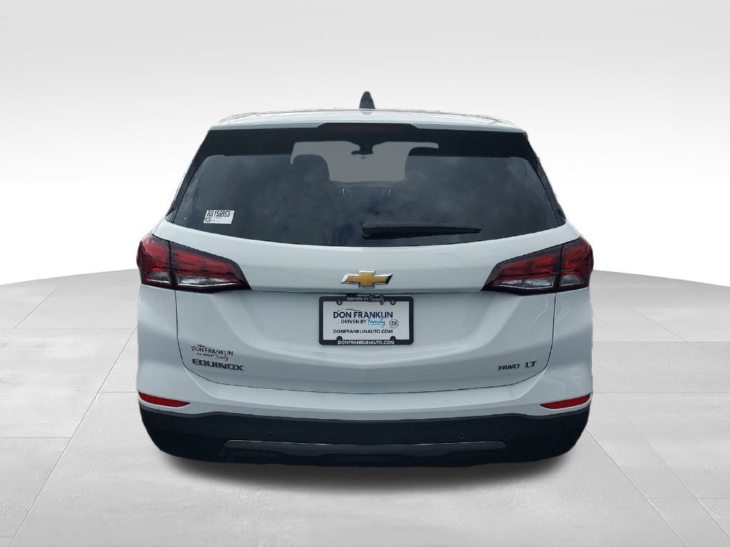 Used 2024 Chevrolet Equinox LT w/ LPO, Floor Liner Package AWD/4WD image 4