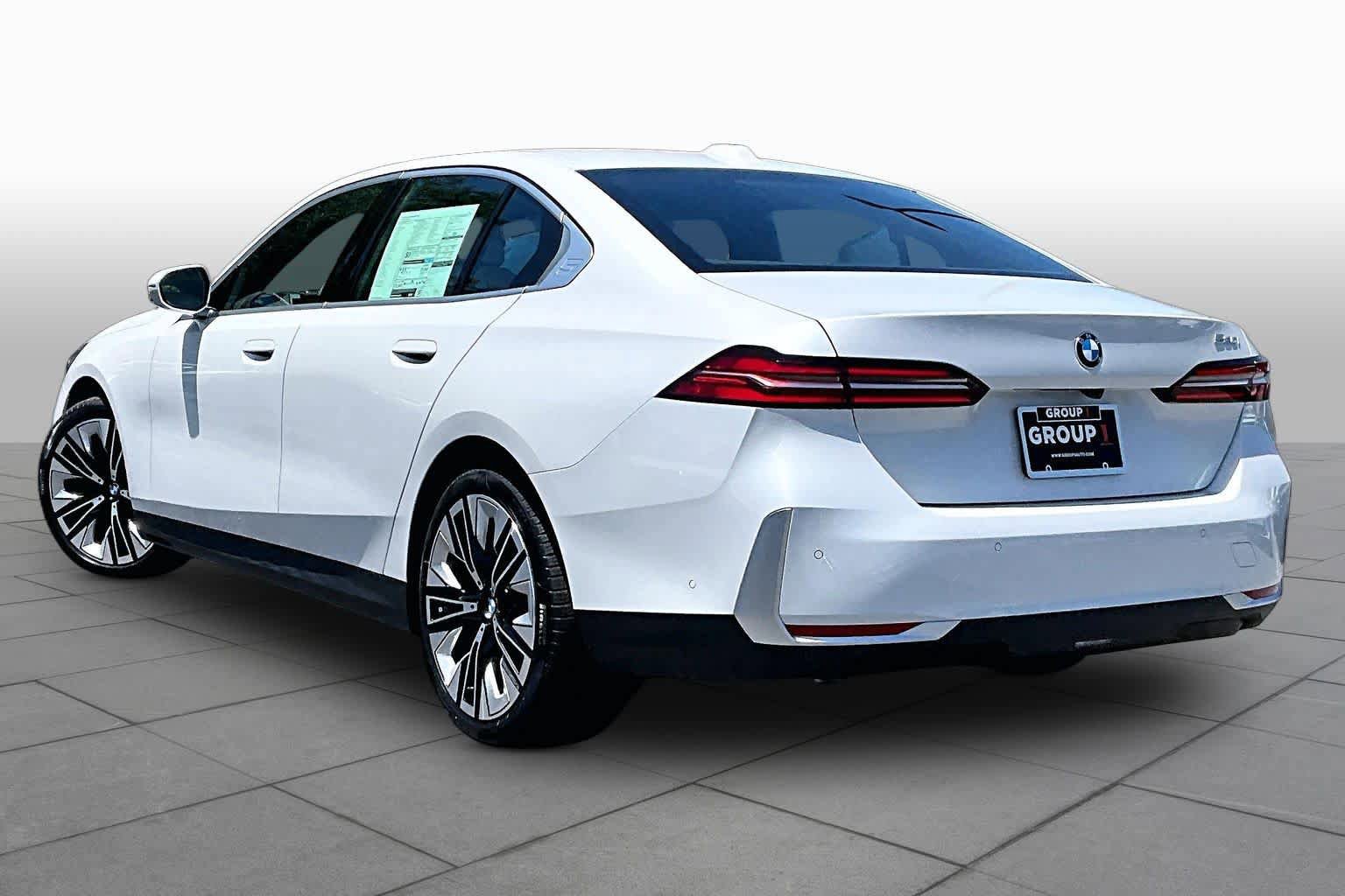 New 2027 BMW 530i RWD image 12