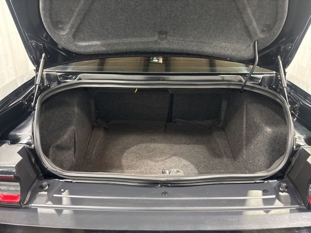 Used 2019 Dodge Challenger SXT w/ Blacktop Package image 11