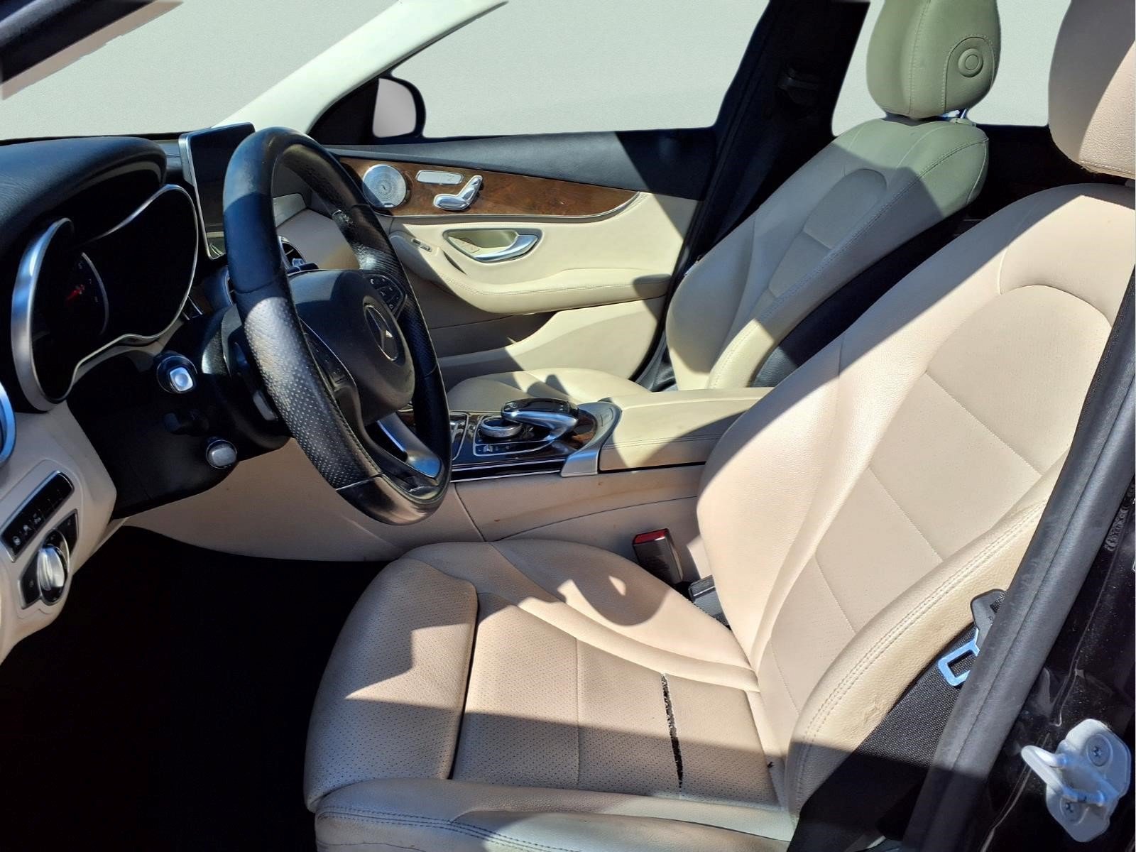 Used 2015 Mercedes-Benz C 300 4MATIC Sedan image 10