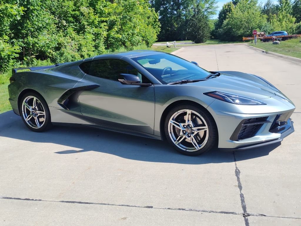 Used 2023 Chevrolet Corvette Stingray Premium Cpe w/ Z51 Performance Package RWD image 4