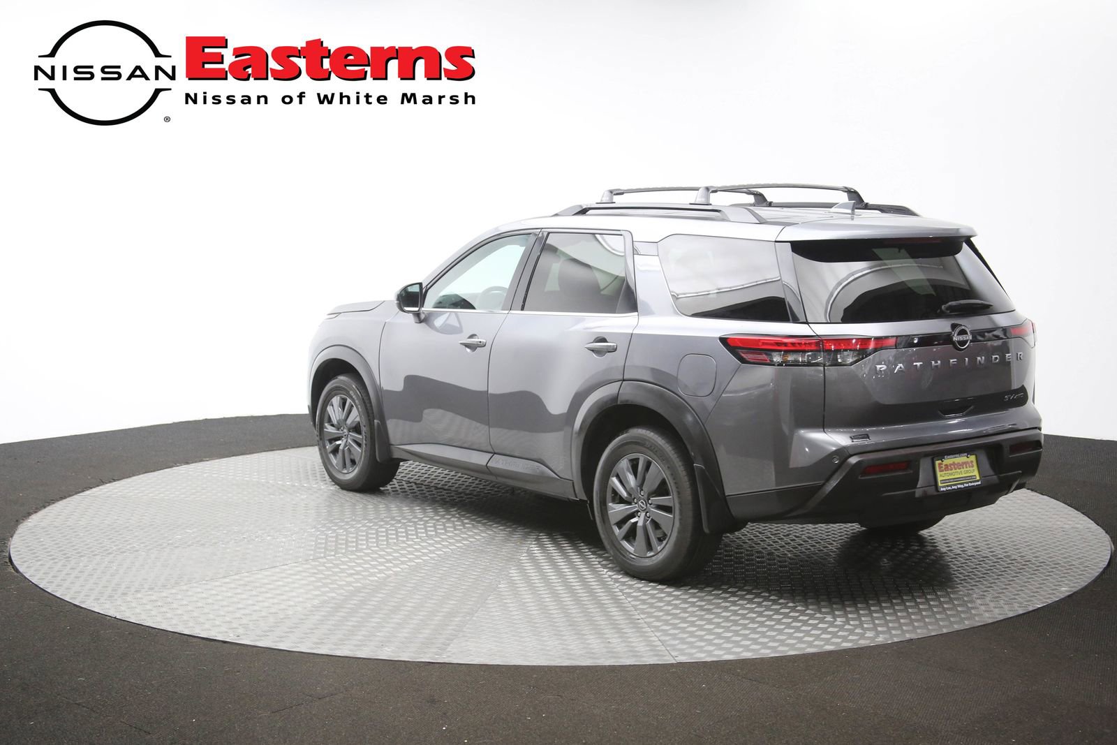 Used 2022 Nissan Pathfinder SV AWD/4WD image 61