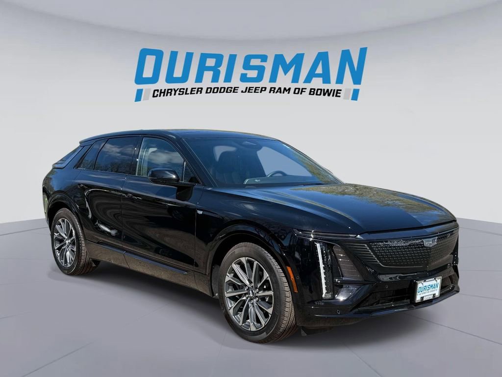 Used 2025 Cadillac Lyriq Sport image 1
