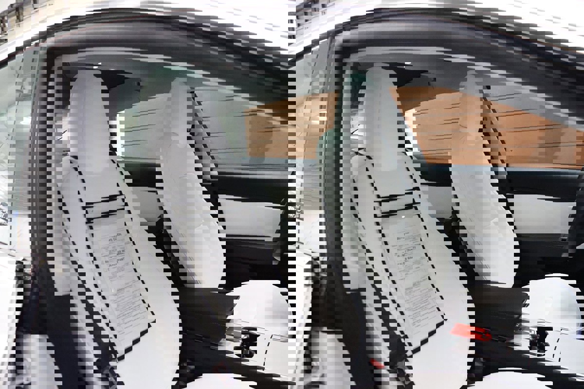 Used 2020 Tesla Model 3 Performance image 10