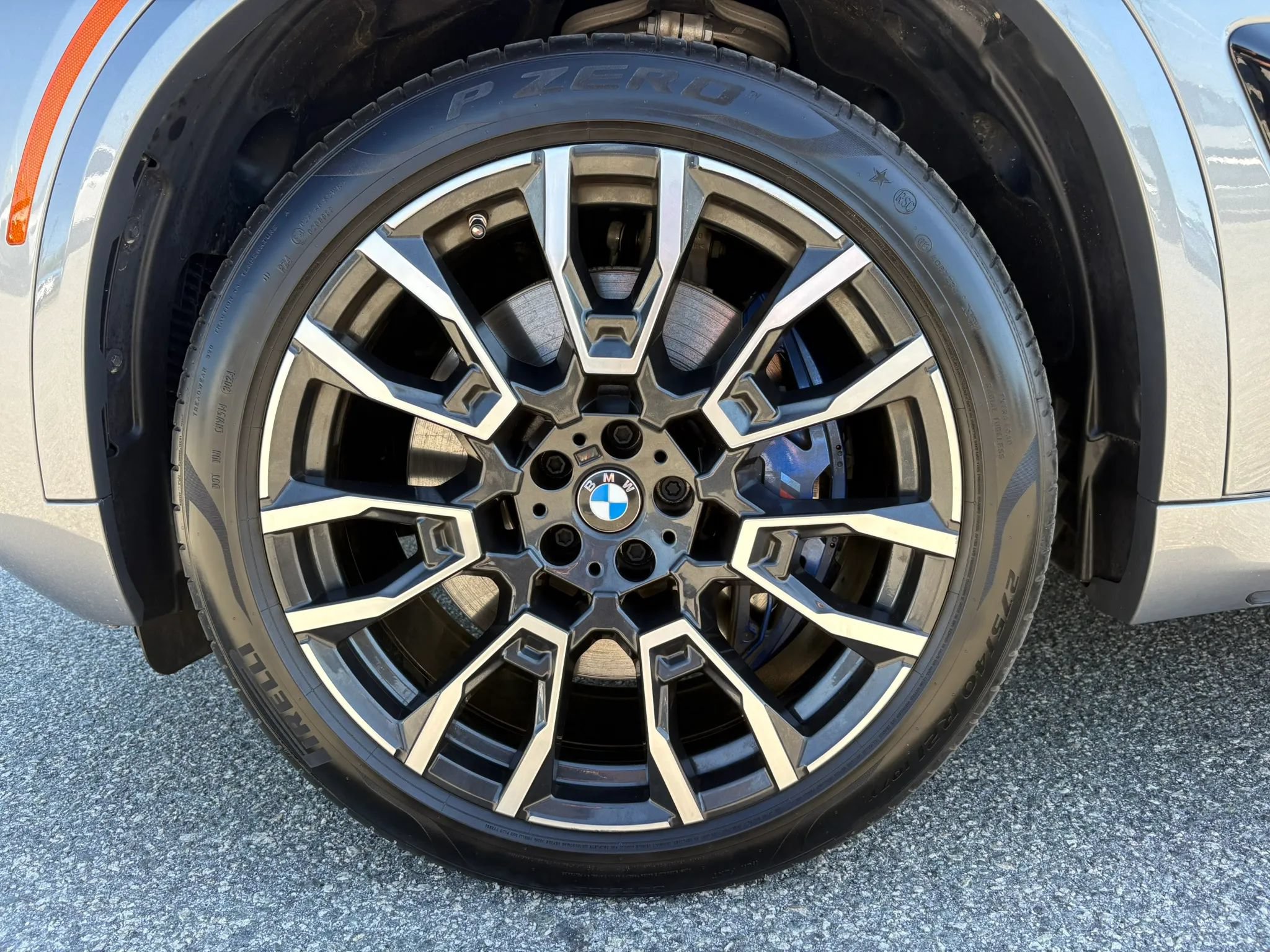 Used 2024 BMW X5 M60i w/ Climate Comfort Package AWD/4WD image 32