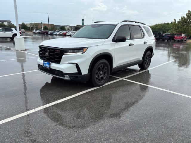 Certified 2025 Honda Pilot TrailSport