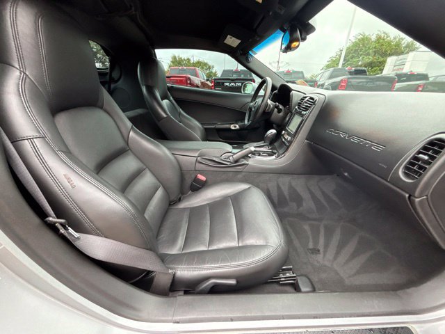 Used 2011 Chevrolet Corvette Coupe w/ 1LT RWD image 13