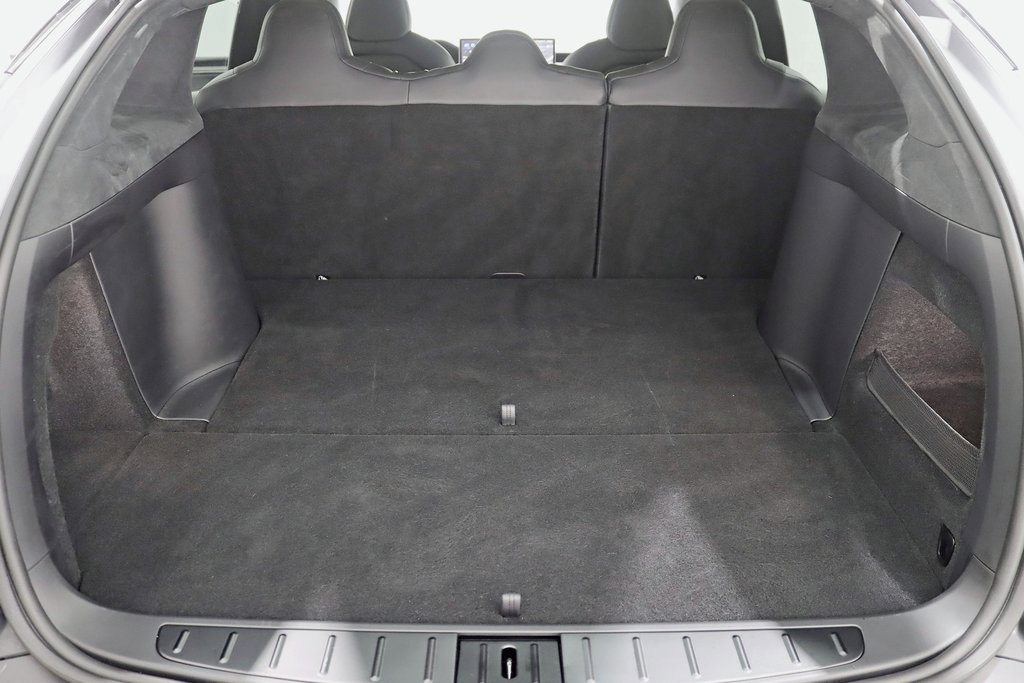 Used 2022 Tesla Model X image 37