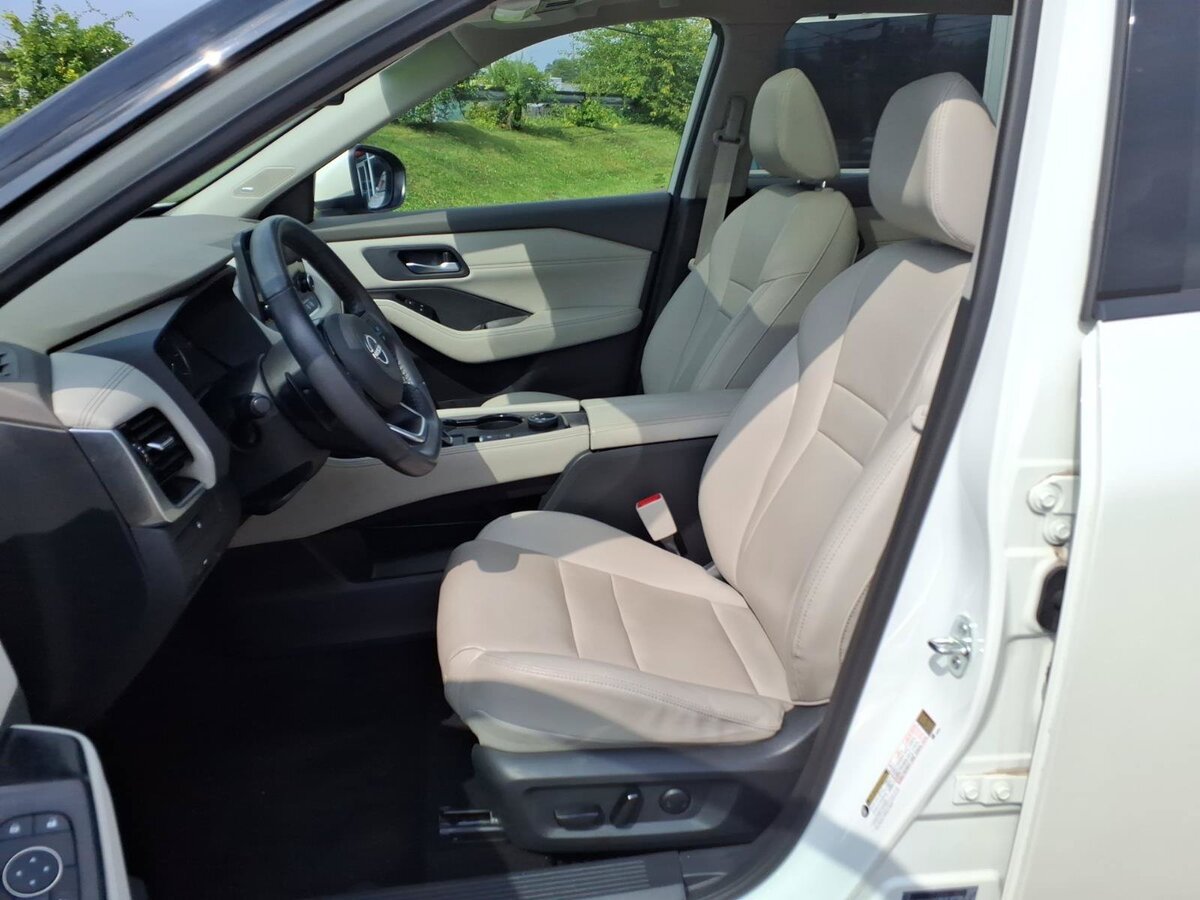 Used 2023 Nissan Rogue SL w/ SL Premium Package AWD/4WD image 18