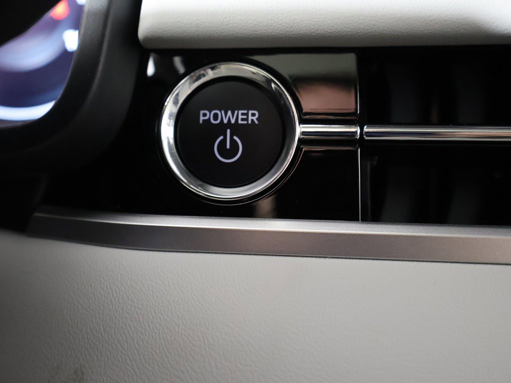 New 2025 Mitsubishi Outlander SEL image 47
