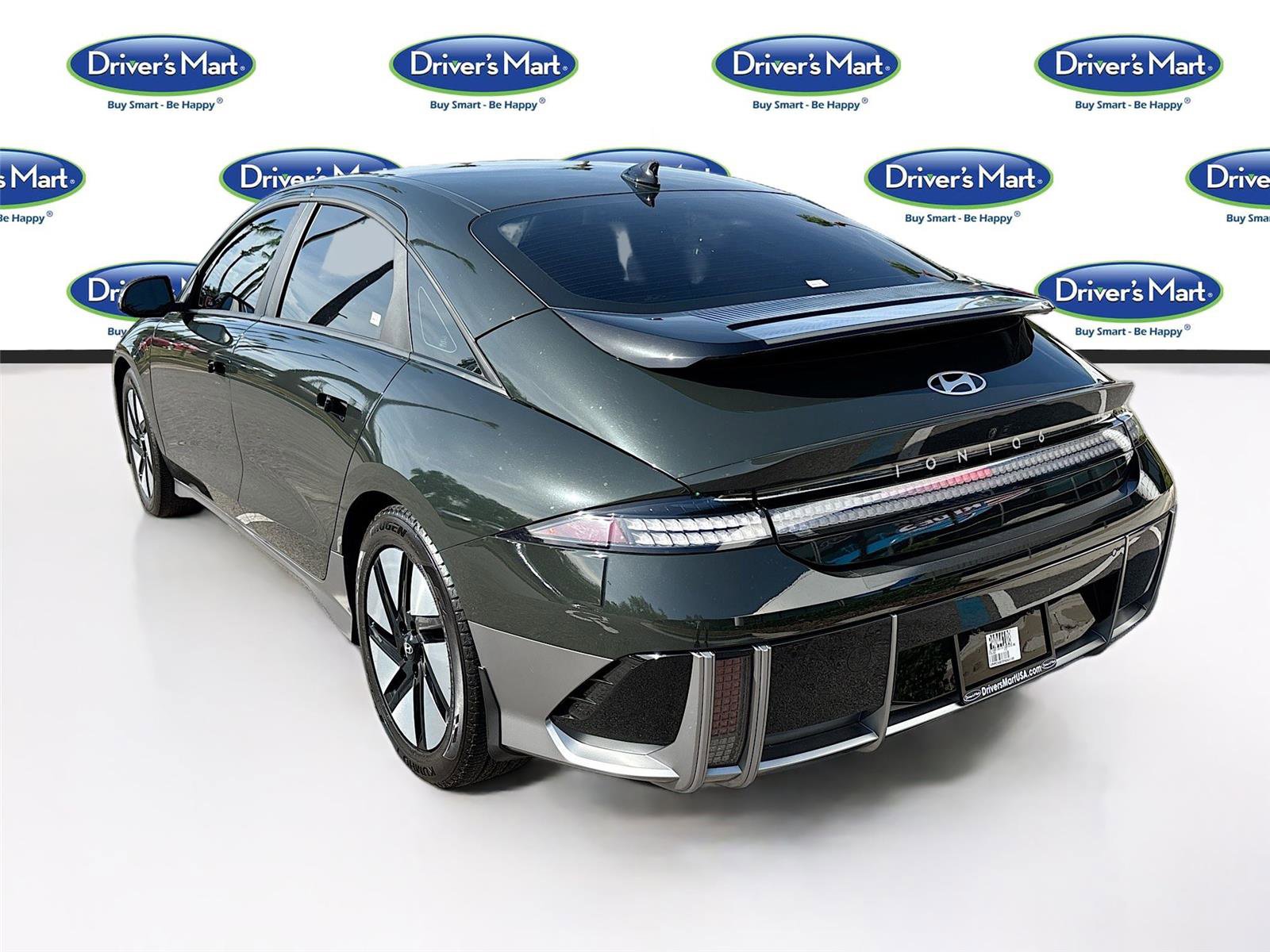 Used 2023 Hyundai Ioniq 6 SE RWD image 5