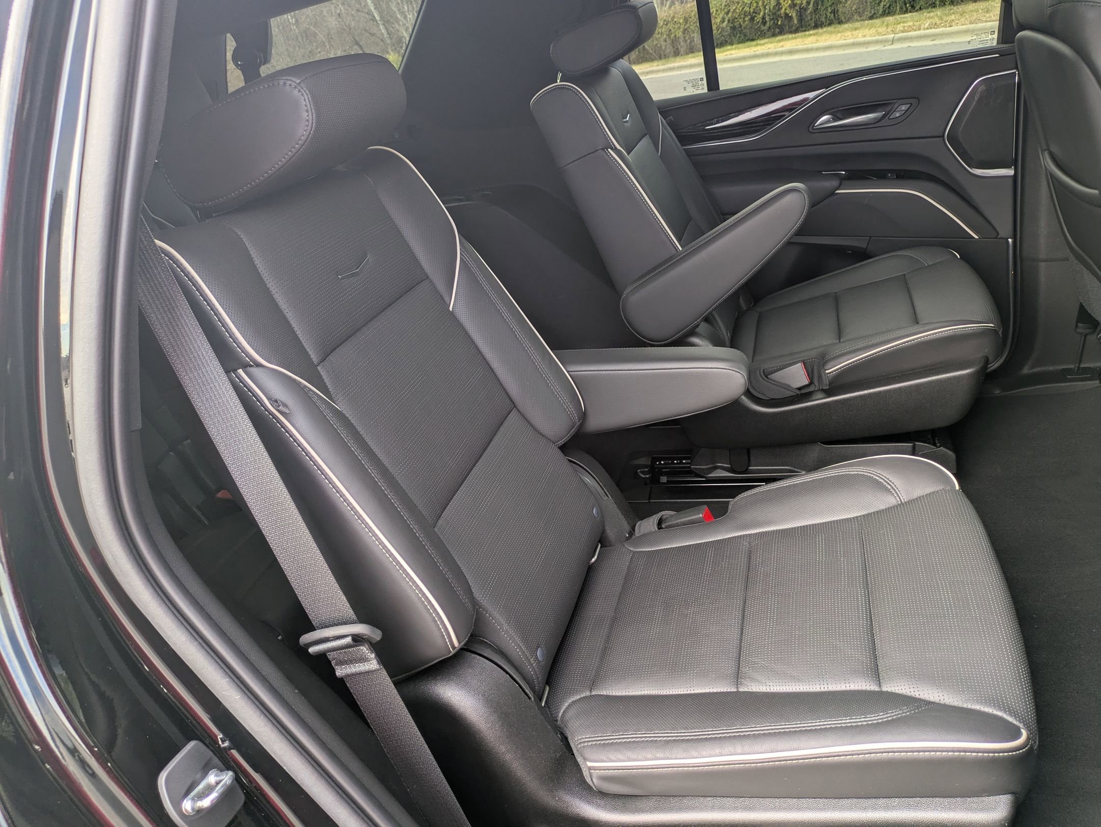 Used 2021 Cadillac Escalade Sport w/ Driver Assist Tech Package image 29