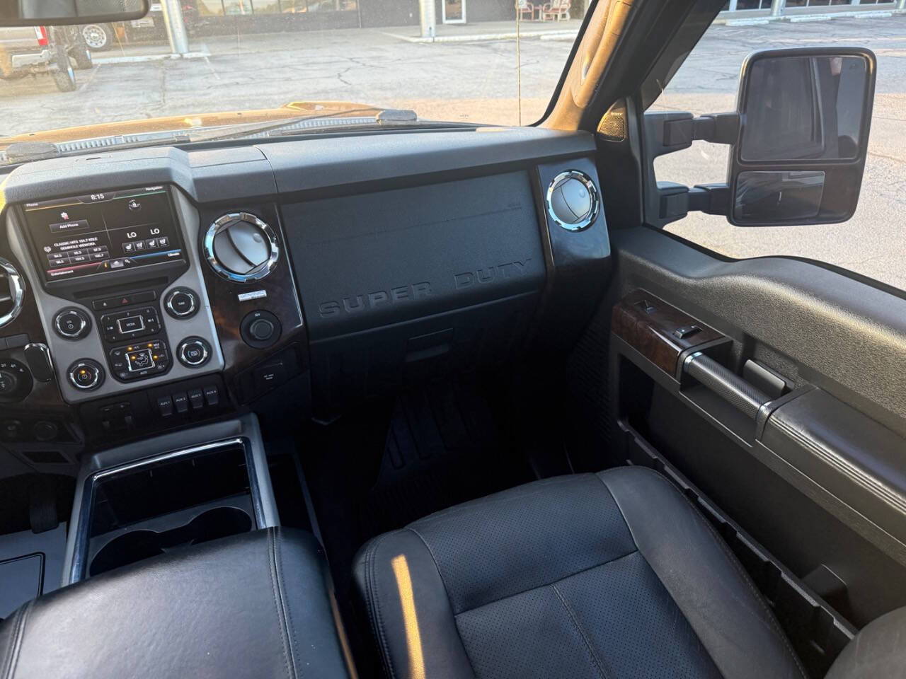 Used 2015 Ford F250 Platinum w/ FX4 Off-Road Package AWD/4WD image 38