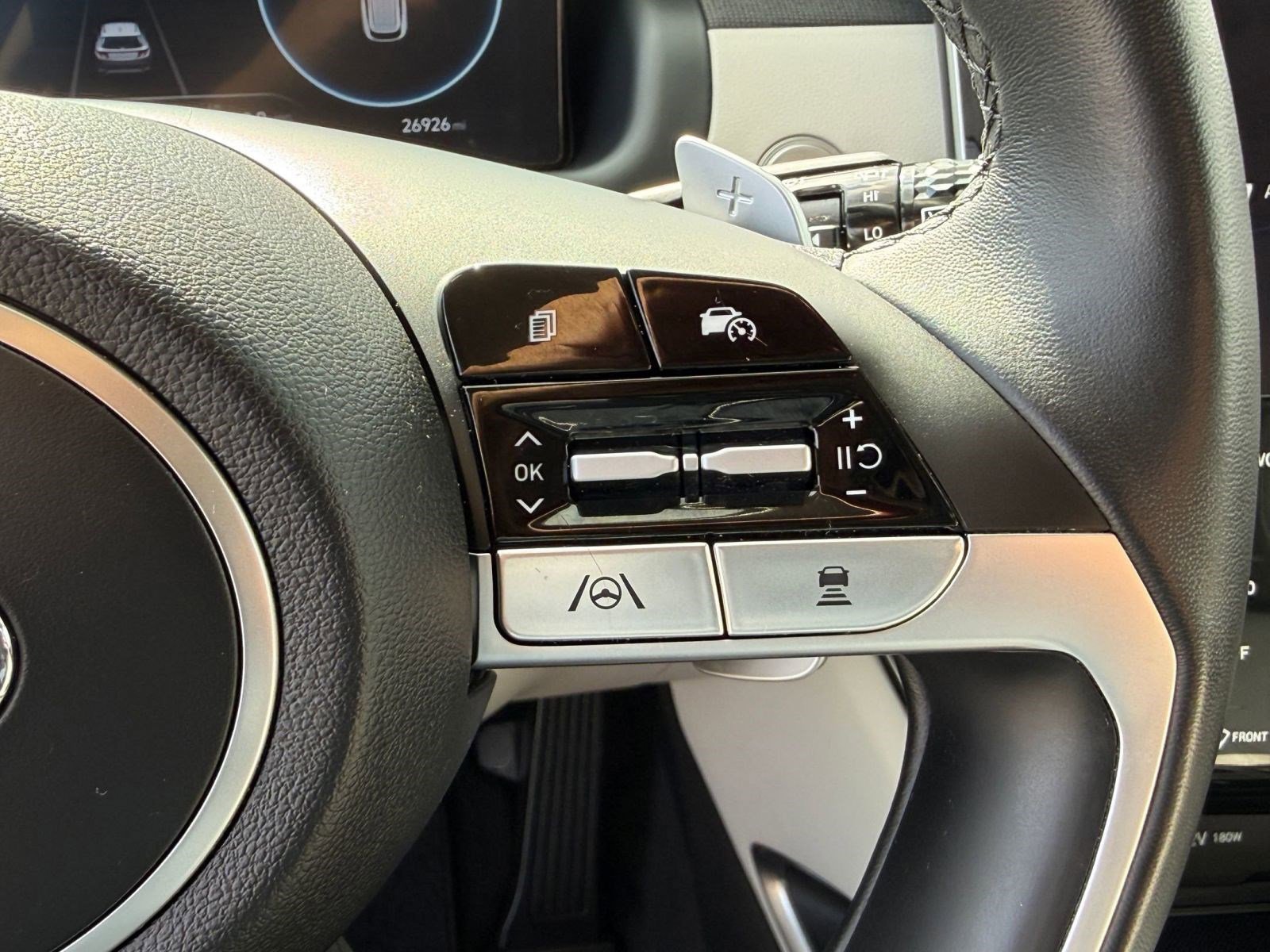 Used 2023 Hyundai Tucson Limited image 24