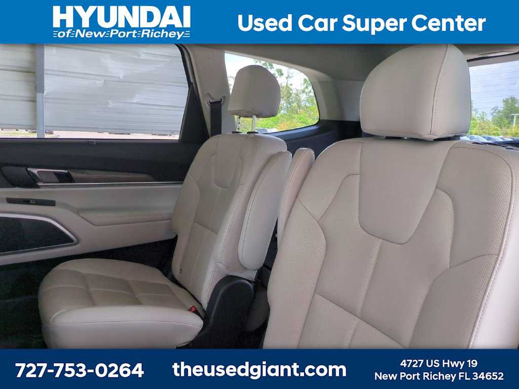 Used 2022 Kia Telluride EX w/ EX Premium Package AWD/4WD image 16