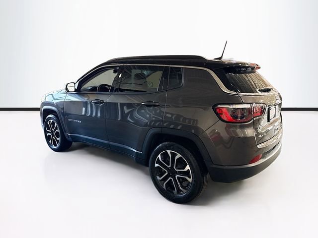 Used 2022 Jeep Compass Limited image 8