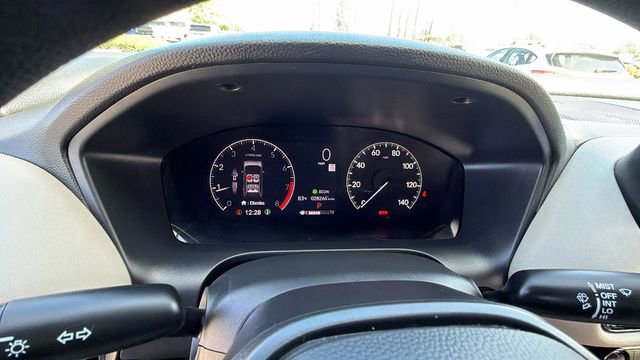 Used 2023 Honda HR-V LX image 29