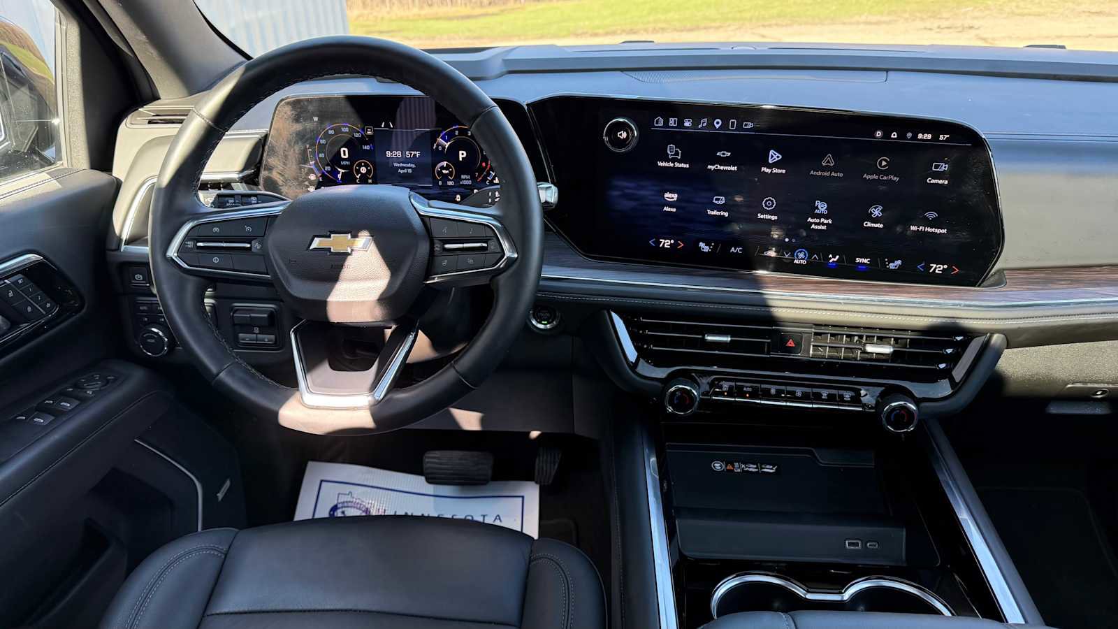 Used 2025 Chevrolet Suburban LT w/ Comfort Package image 11