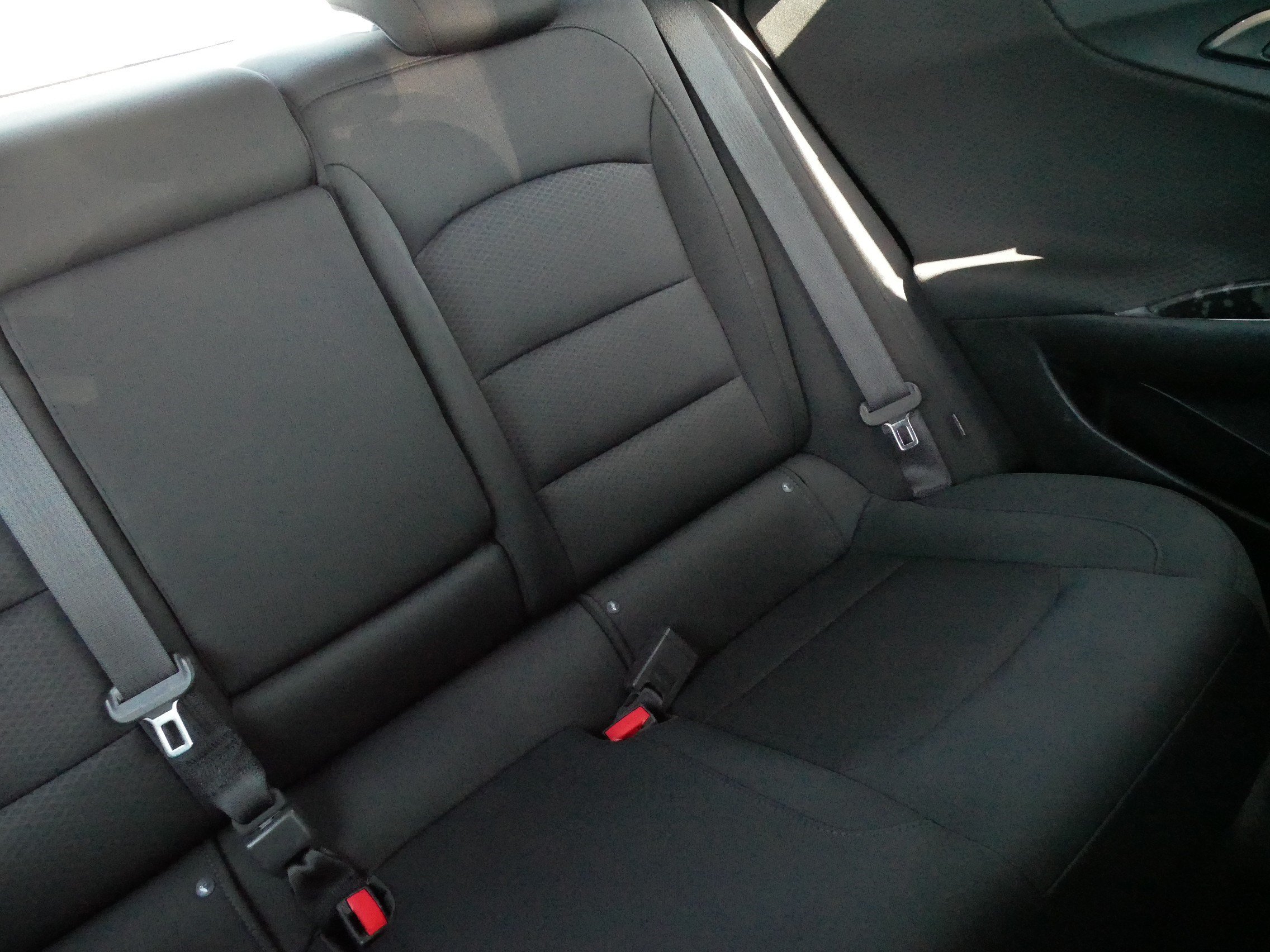 Used 2018 Chevrolet Malibu LT FWD image 14