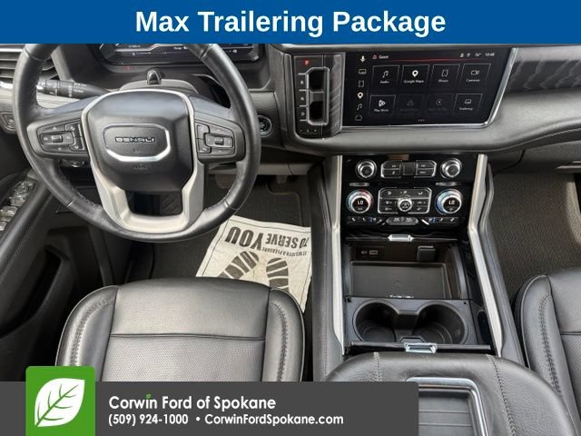 Used 2023 GMC Yukon XL Denali w/ Advanced Technology Package AWD/4WD image 3