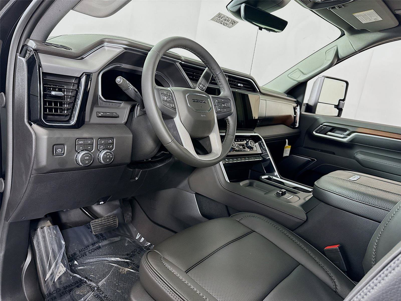 New 2026 GMC Sierra 3500 Denali w/ Denali Reserve Package AWD/4WD image 3