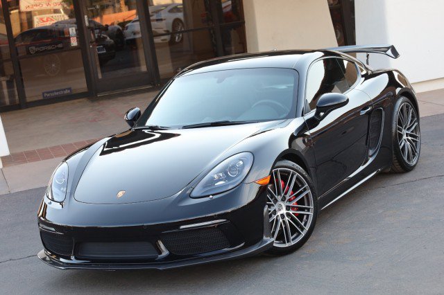 Used 2017 Porsche 718 Cayman S RWD image 1
