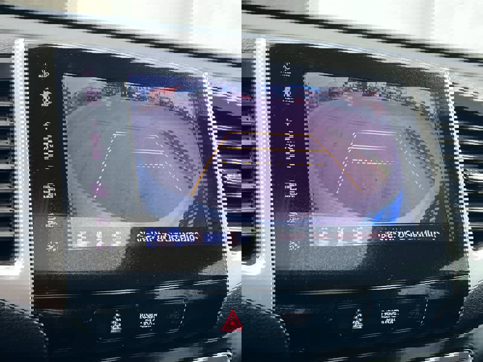 Used 2018 Honda Pilot Touring image 23