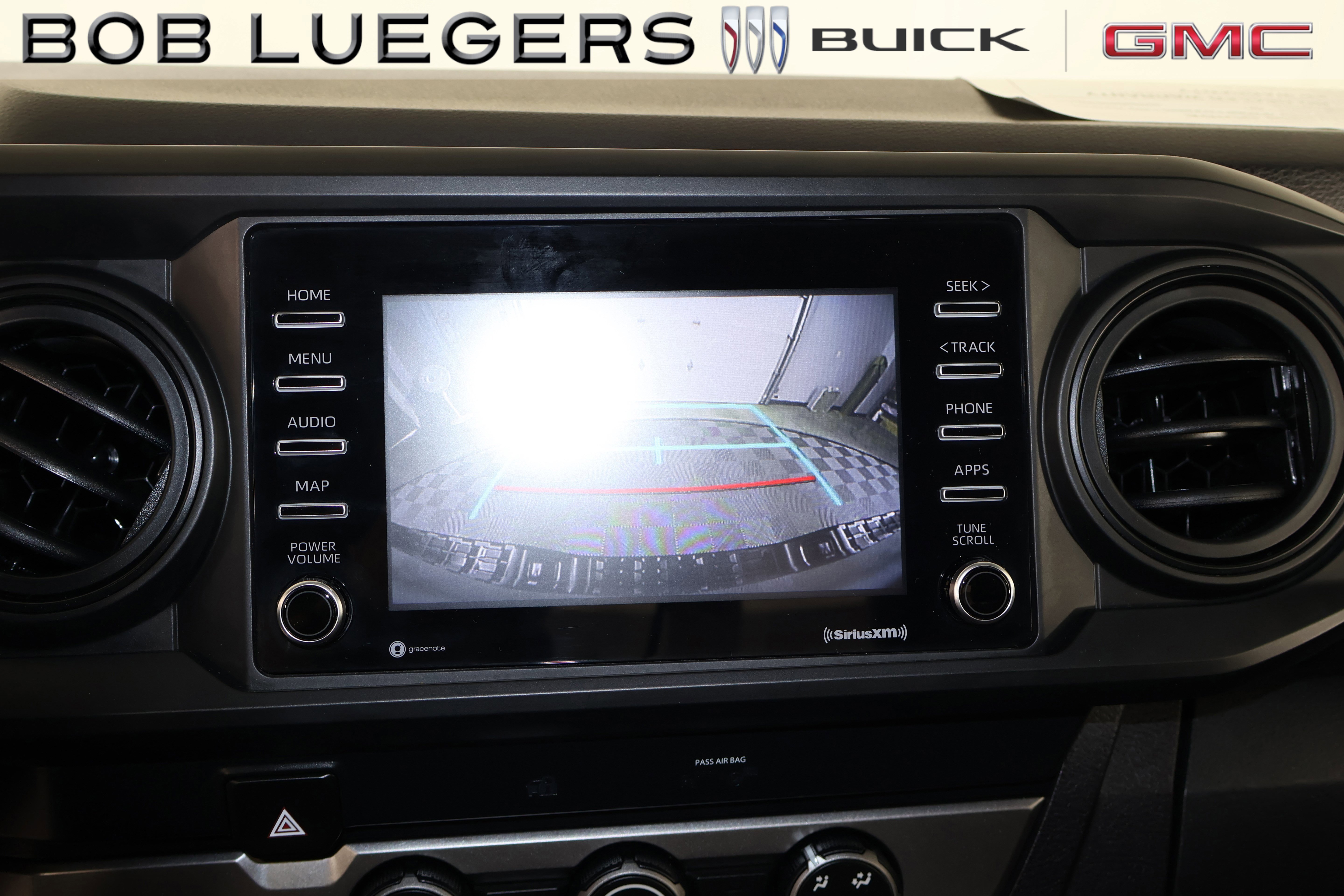 Used 2022 Toyota Tacoma SR RWD image 18