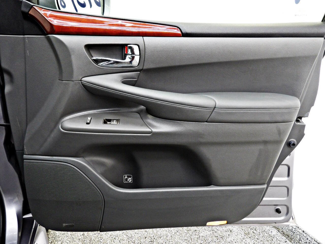 Used 2008 Lexus LX 570 4WD image 13