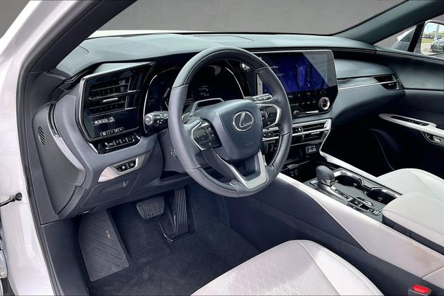 Used 2025 Lexus RX 350 Premium Plus w/ Convenience Package FWD image 11