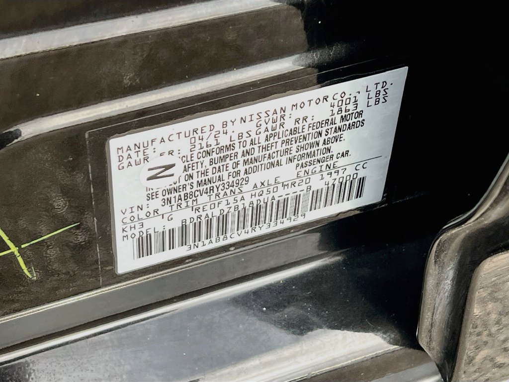 Used 2024 Nissan Sentra SV FWD image 29
