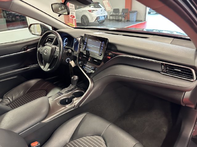 Certified 2023 Toyota Camry SE FWD image 17