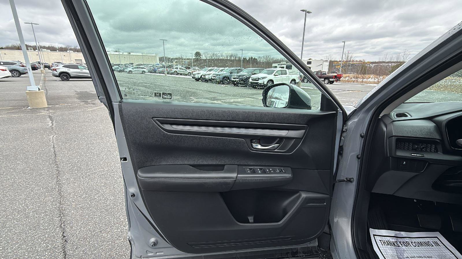 Used 2025 Honda CR-V EX image 23