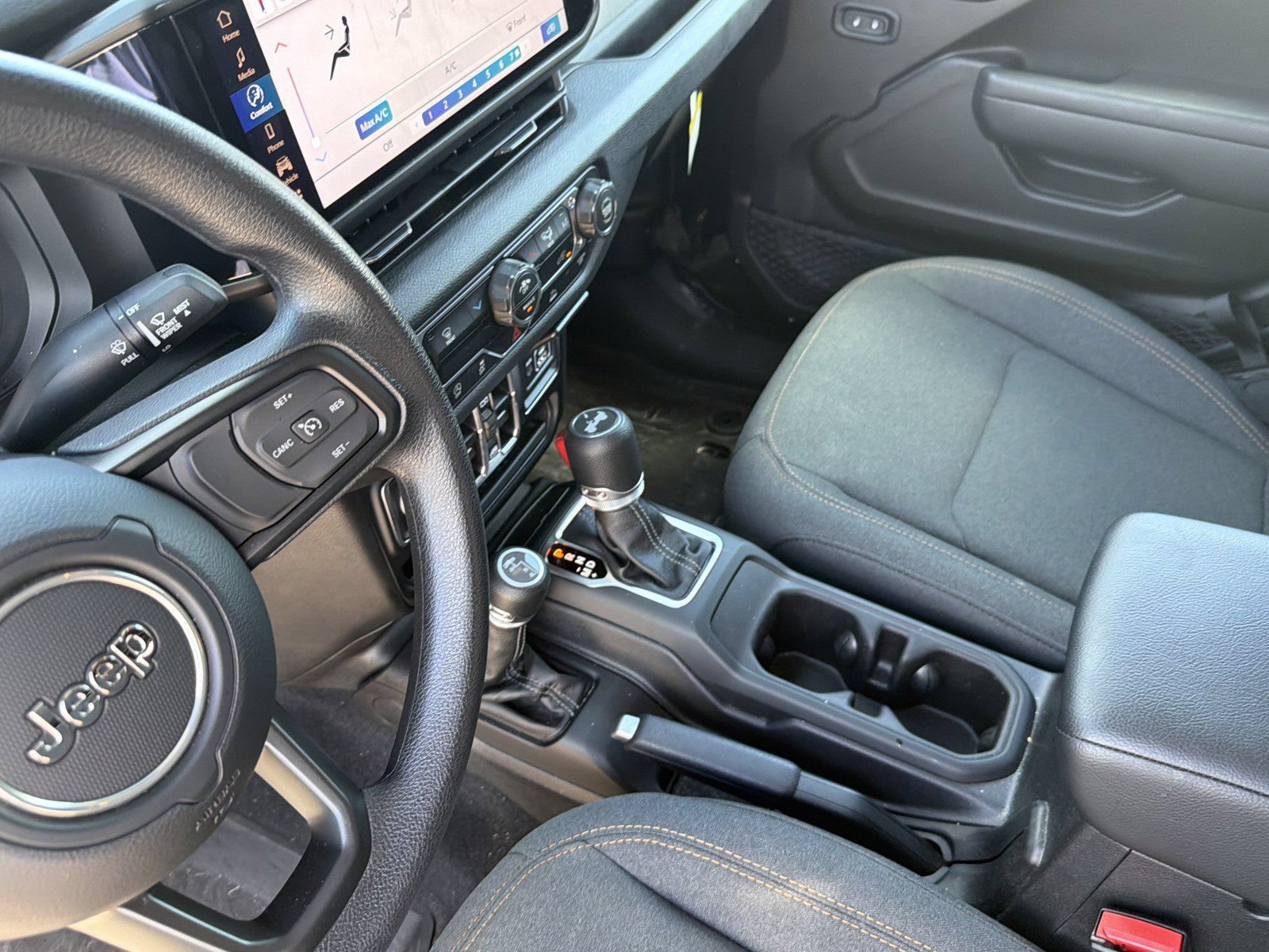Used 2026 Jeep Wrangler Unlimited Sport AWD/4WD image 22