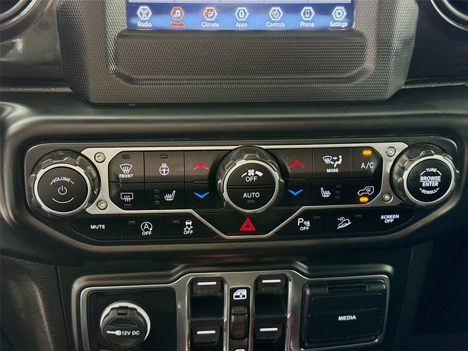 Used 2020 Jeep Wrangler Unlimited Sport AWD/4WD image 9