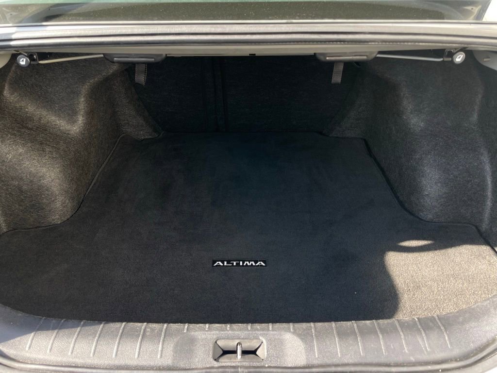 Used 2024 Nissan Altima 2.5 SV image 41