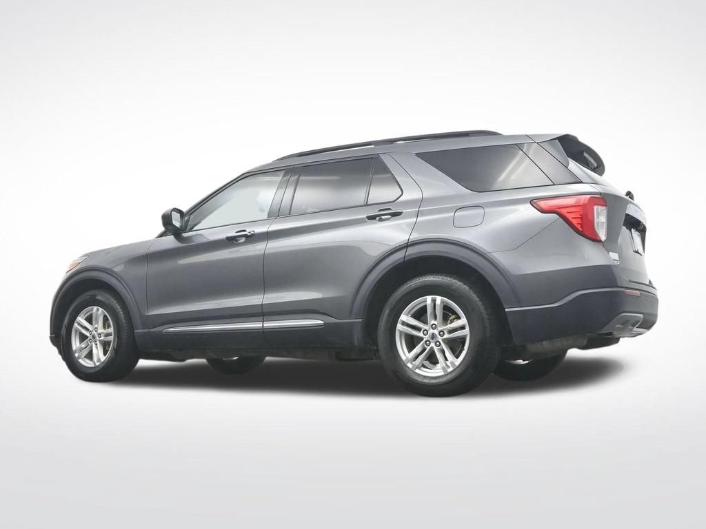 Used 2022 Ford Explorer XLT w/ Equipment Group 202A RWD image 39