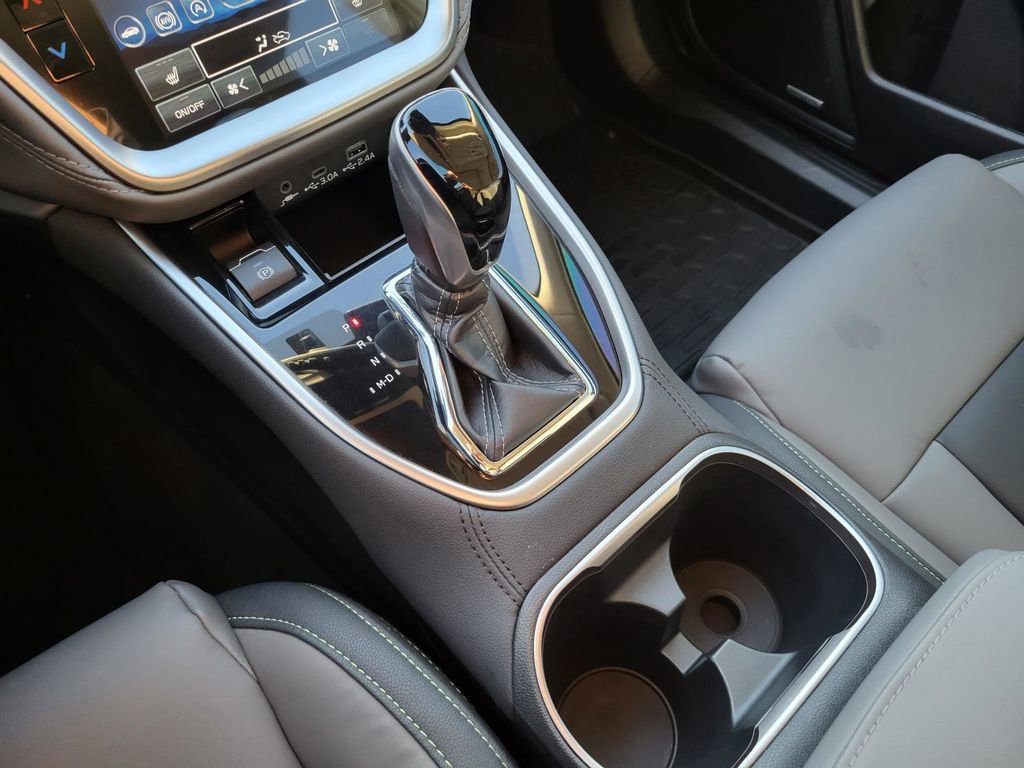 Certified 2025 Subaru Outback Onyx Edition image 27