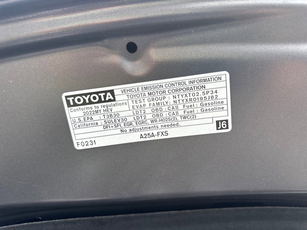 Used 2022 Toyota Sienna LE image 16