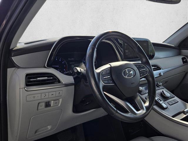 Used 2021 Hyundai Palisade SEL w/ Premium Package image 2