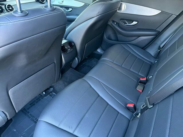 Used 2019 Mercedes-Benz GLC 350e 4MATIC image 15