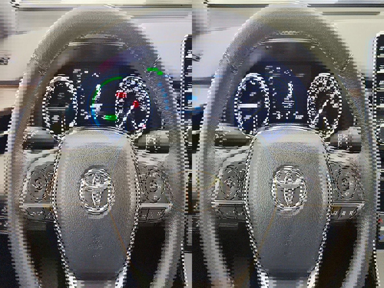 Certified 2019 Toyota Avalon XLE image 16