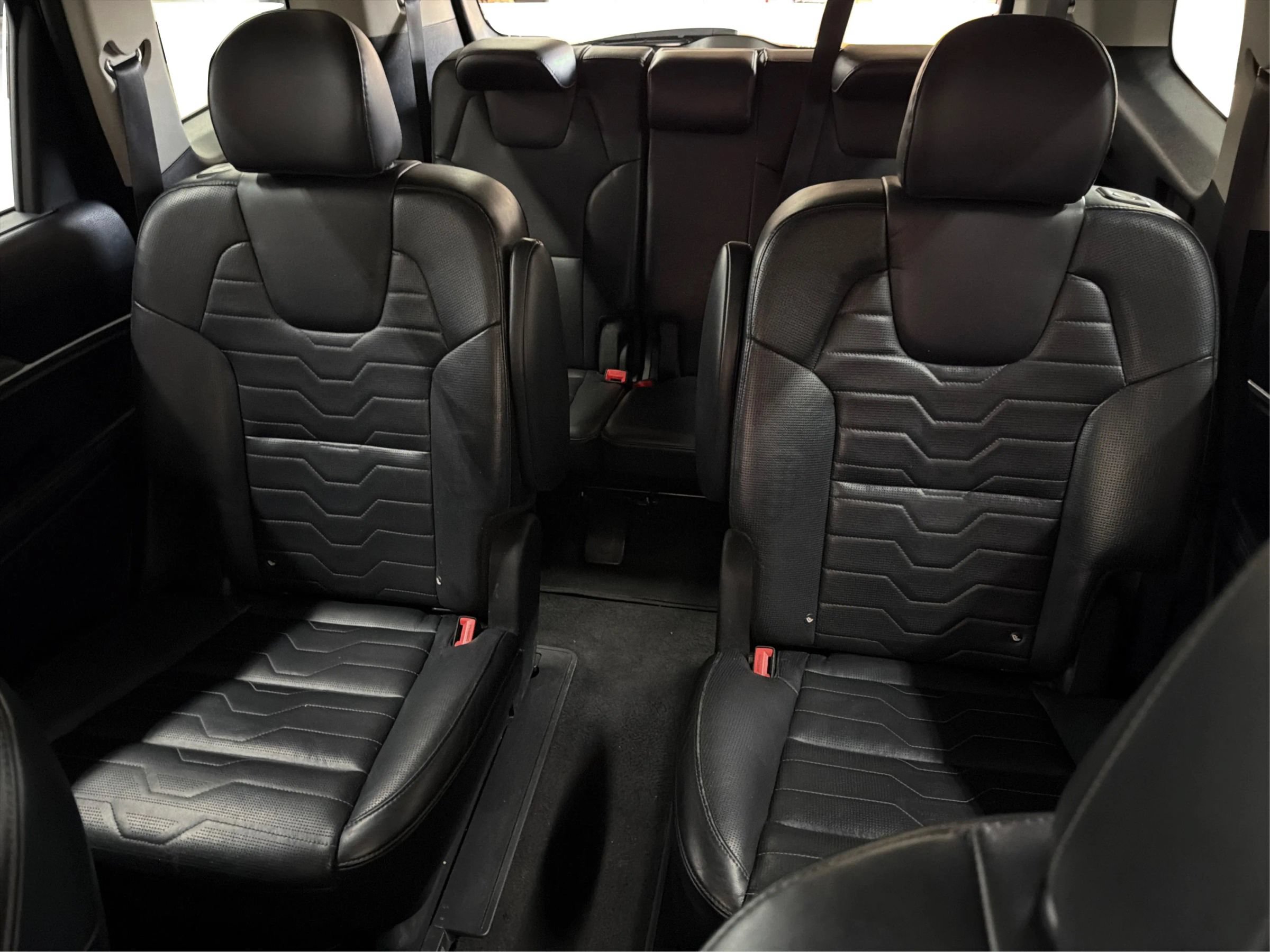 Used 2020 Kia Telluride SX w/ SX Prestige Package AWD/4WD image 32