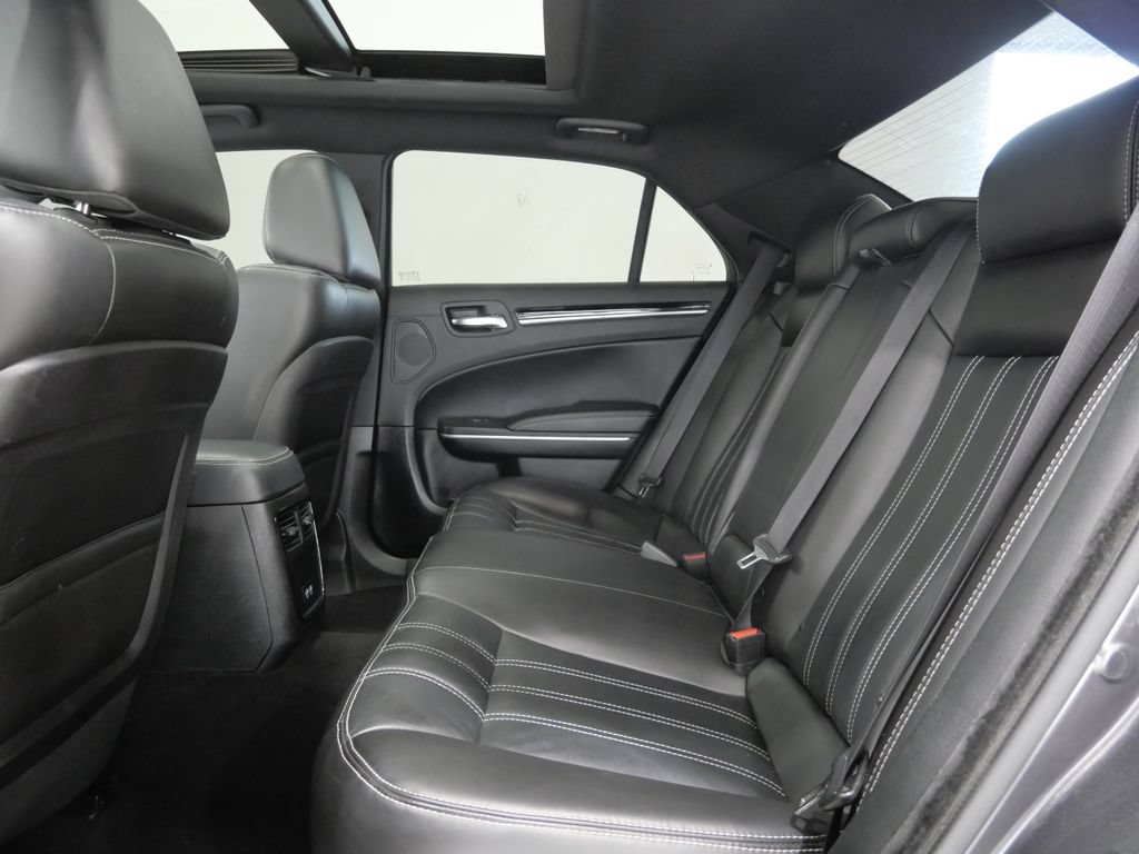 Used 2023 Chrysler 300 S RWD image 23