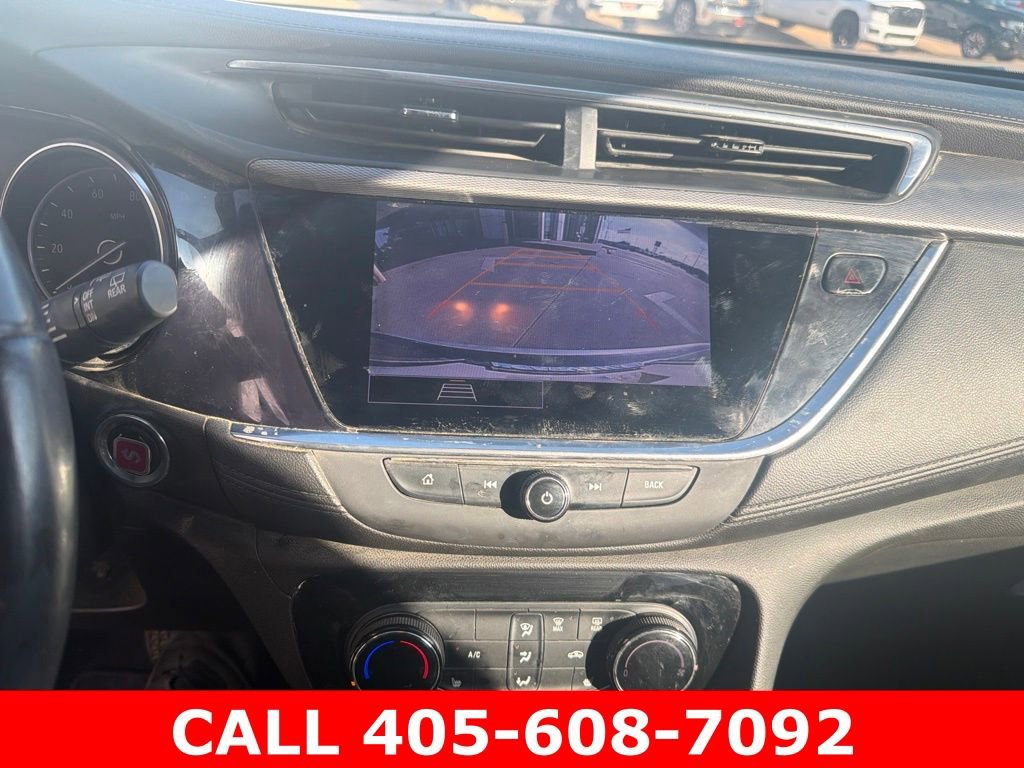 Used 2020 Buick Encore GX Preferred w/ Cold Weather Comfort Package FWD image 11